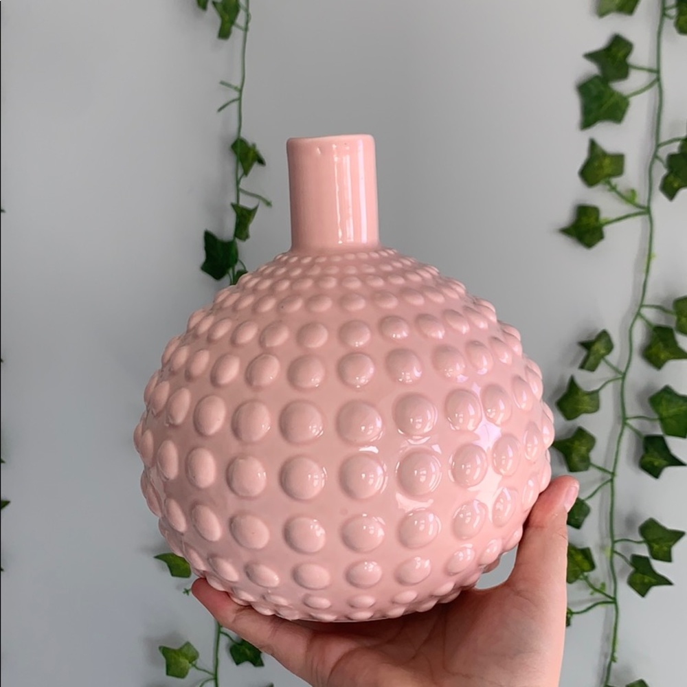 blush vase